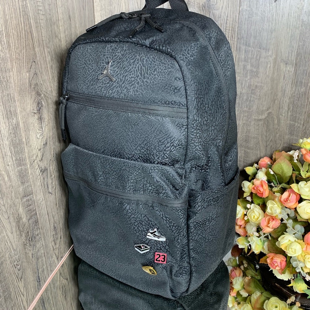 💕NWT NIKE JORDAN PIN BAG black men’s